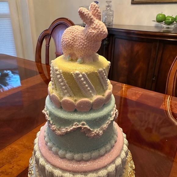 NWT  Easter / Spring Cake - Picture 4 of 5